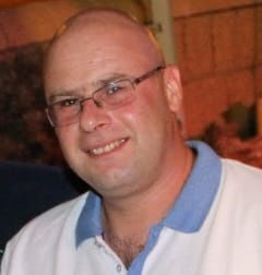 האח <b>מיכאל ויינברג</b><br>מנהל המכון ללימודים ע Image